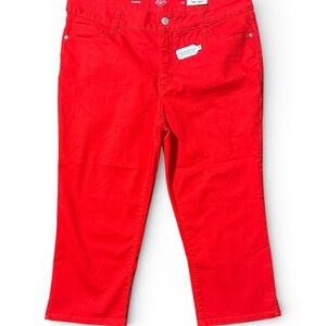 St. John's Bay Red Capris